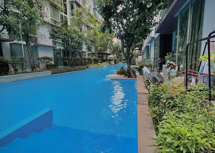 With Pool View & Great Amenities *